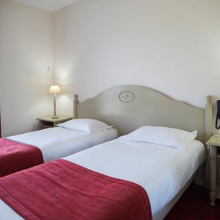 Brit Hotel Du Perche Nogent-le-Rotrou Esterno foto